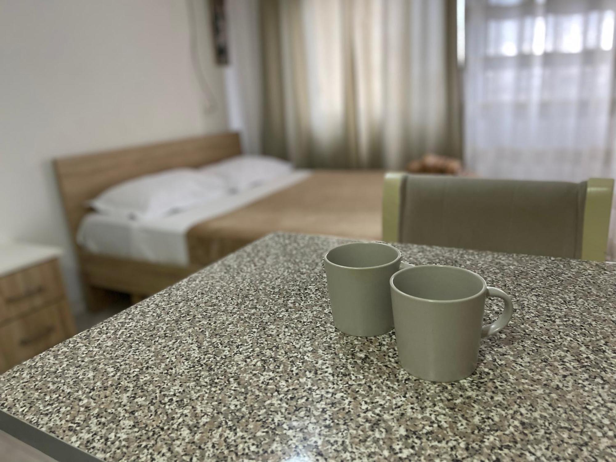Downtown Modern Studio Apartment Tirana Exterior photo